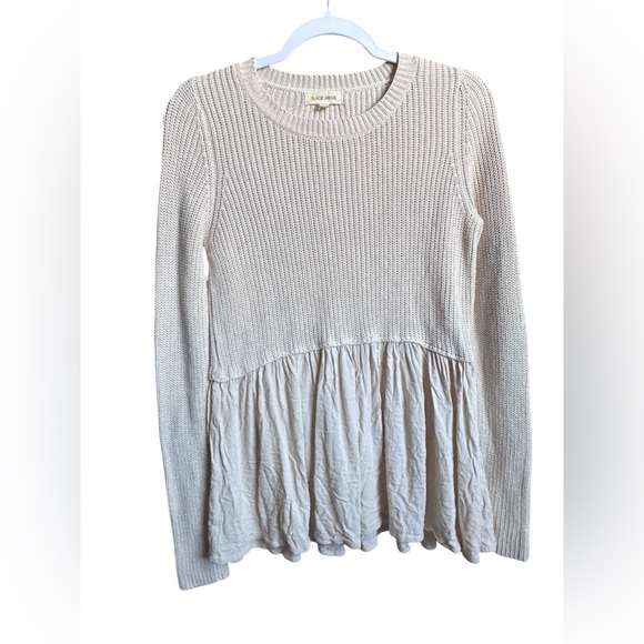 Cream White Peplum Sweater Small Top - Picture 1 of 5